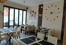 Šišan, Istra Pizzerija od 180 m2 + stan 120 m2, Ližnjan, Εμπορικά ακίνητα