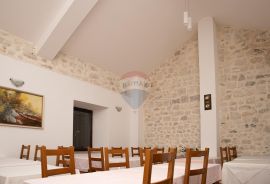 Otok Rab, Centar grada Raba, kultni restoran za najam, Rab, Коммерческая недвижимость