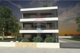 ISTRA,ROVINJ, luksuzan stan u prizemlju sa vrtom od 125m2, Rovinj, Appartment