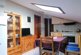 Poreč - stan u potkrovlju, 3 spavaće sobe, 69 m2, Poreč, Flat