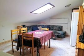 Poreč - stan u potkrovlju, 3 spavaće sobe, 69 m2, Poreč, Daire