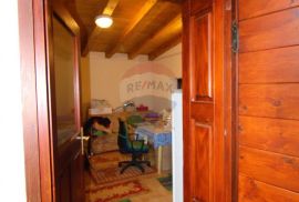 Rovinj,kuća 70m2 i maslenik, Rovinj, Famiglia