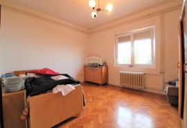 OPATIJA- stan 100 m2 sa garažom, okućnicom, pogledom na more, Opatija, Apartamento