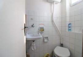 OPATIJA- stan 100 m2 sa garažom, okućnicom, pogledom na more, Opatija, Apartamento