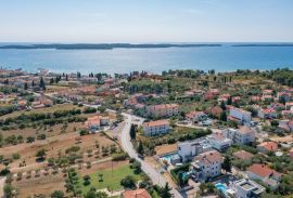 Istra,Fažana,apartmanska kuća 600m od mora, Fažana, Famiglia