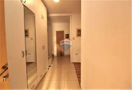 Zagreb, Črnomerec, dvoetažni stan ( 6 stambenih jedinica ) 292 m2 s vrtom 334 m2 + 4 PM, Črnomerec, Appartment