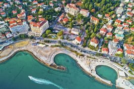 OPATIJA- STROGI CENTAR, poslovni prostor 31,67 m2 sa izlogom i prostorom za reklamu, Opatija, Propriété commerciale