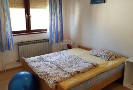 Zagreb, Vrapče, kuća površine 350 m2, natkriveni parking, Stenjevec, House