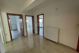 OPATIJA - PROSTRANI STAN 156 m2 NA PRVOM KATU, Opatija, Wohnung