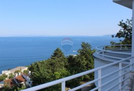 OPATIJA - PROSTRANI STAN 156 m2 NA PRVOM KATU, Opatija, Daire