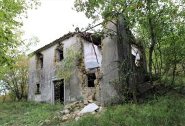 Istra, Oprtalj, imanje s otvorenim pogledom, Oprtalj, Terreno