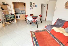 Istra, Umag, Zambratija, komforni stan na prvom katu sa garažom i panoramskim pogledom na more i grad, Umag, Apartamento