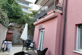 Volosko,jednosobni stan s terasom i pogledom, Opatija, Appartement