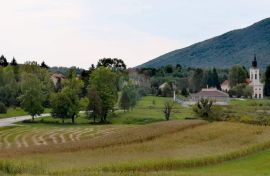 Karlovac - Bosiljevo, Bosiljevo, Terrain