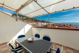 BAŠKA - odličan trosobni stan 105m2, pogled, terasa, Baška, Appartment