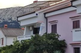 BAŠKA - odličan trosobni stan 105m2, pogled, terasa, Baška, Kвартира