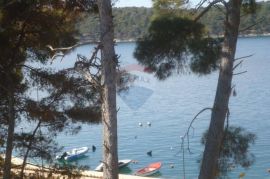 Mali Lošinj samostojeća kuća prvi red do mora, Mali Lošinj, Kuća