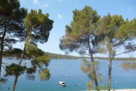 Mali Lošinj samostojeća kuća prvi red do mora, Mali Lošinj, Kuća