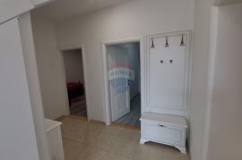 RIJEKA ZAPAD, ŠUMCI - KOMPLETNO ADAPTIRAN KOMFORNI STAN, Rijeka, Apartamento