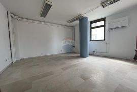 Istra, Pula, strogi centar, uredski prostor, Pula, Commercial property