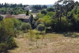 Polovica malog istarskog sela u blizini Žminja, Žminj, Haus