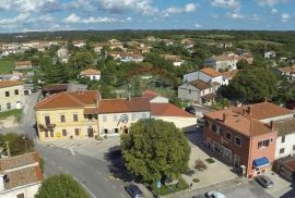 Rovinj,12km-Kurili-44 000m2 u komadu, Kanfanar, Tierra