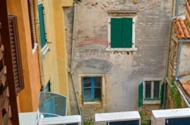 Rovinj,kuća u starom gradu-120m2, Rovinj, Famiglia