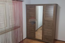 Istra,Tar,2 stana-105m2 +2parkinga+vrt, Tar-Vabriga, Wohnung