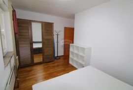 Istra,Tar,2 stana-105m2 +2parkinga+vrt, Tar-Vabriga, Appartment