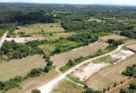 ISTRA, SVETVINČENAT - EKSKLUZIVNO - Građevinsko zemljište za turističko naselje - 20 postelja, Svetvinčenat, Land