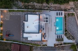 Crikvenica, Šmrika kuća 240m2 sa panoramskim pogledom na more, Kraljevica, House