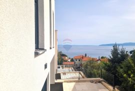 OPATIJA,LOVRAN- luksuzan stan 101,44 m2 m2 sa vlastitim bazenom, okućnicom, parkingom, pogledom na more, Lovran, Appartement