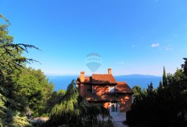 OPATIJA,VEPRINAC-kuća na osami sa velikom okućnicom, garažom, prekrasnim pogledom na more, Opatija - Okolica, House