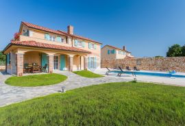 OTOK KRK-KRAS villa sa bazenom, Dobrinj, House