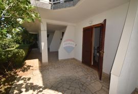 Crikvenica, Dramalj, Pansion s 25 soba, sala, recepcija, pogled na more!, Crikvenica, House