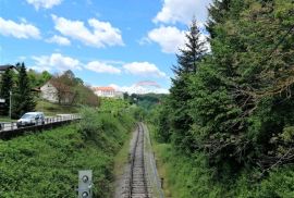 Ozalj; Trška, zemljište 9227 m2 uz rijeku Kupu idealno za seoski turizam, Ozalj, Land