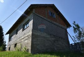 Generalski Stol,Seosko imanje, dvije kuće, 5600 m2, Generalski Stol, Σπίτι