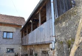 Generalski Stol,Seosko imanje, dvije kuće, 5600 m2, Generalski Stol, Maison