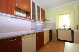 RIJEKA, CENTAR - stan 2S+DB, površine 73 m2, Rijeka, Appartement