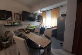 RIJEKA, DRENOVA - stan 2S+DB, površine 58 m2 s okućnicom, Rijeka, Stan