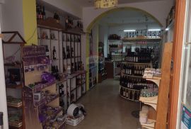 ROVINJ, POSLOVNI PROSTOR, CENTAR, PRODAJA, Rovinj, Propiedad comercial