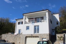 OPATIJA - VEPRINAC - NOVOGRADNJA S POGLEDOM + ZAPOČETA GRADNJA + 6300 m2 ZEMLJIŠTA, Opatija - Okolica, Ev