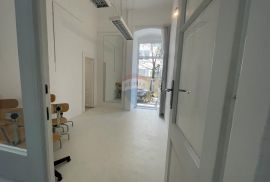 RIJEKA, Poslovni prostor 60m2 u blizini centra, Rijeka, Commercial property