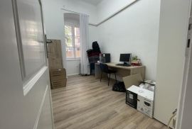 RIJEKA, Poslovni prostor 60m2 u blizini centra, Rijeka, Commercial property