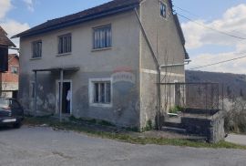 Autohtona kuća na kraju sela-Lukovdol, Vrbovsko, House