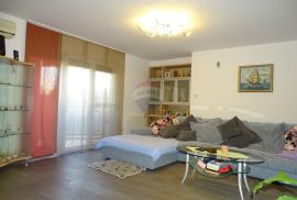 Rijeka, Srdoči - stan 3S+DB, površine 125 m2 s prekrasnim pogledom, Rijeka, Appartement