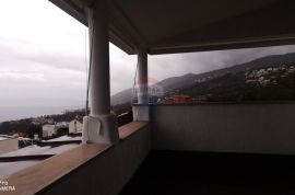 Opatija, Ičići, Stan od 130m2 s panoramskim pogledom na more, Opatija - Okolica, Flat