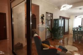 Opatija, Ičići, Stan od 130m2 s panoramskim pogledom na more, Opatija - Okolica, Appartement