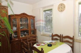 Rovinj,velik stan nedaleko centra, Rovinj, Apartamento