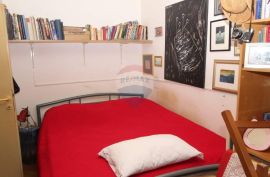 Rovinj,velik stan nedaleko centra, Rovinj, Apartamento